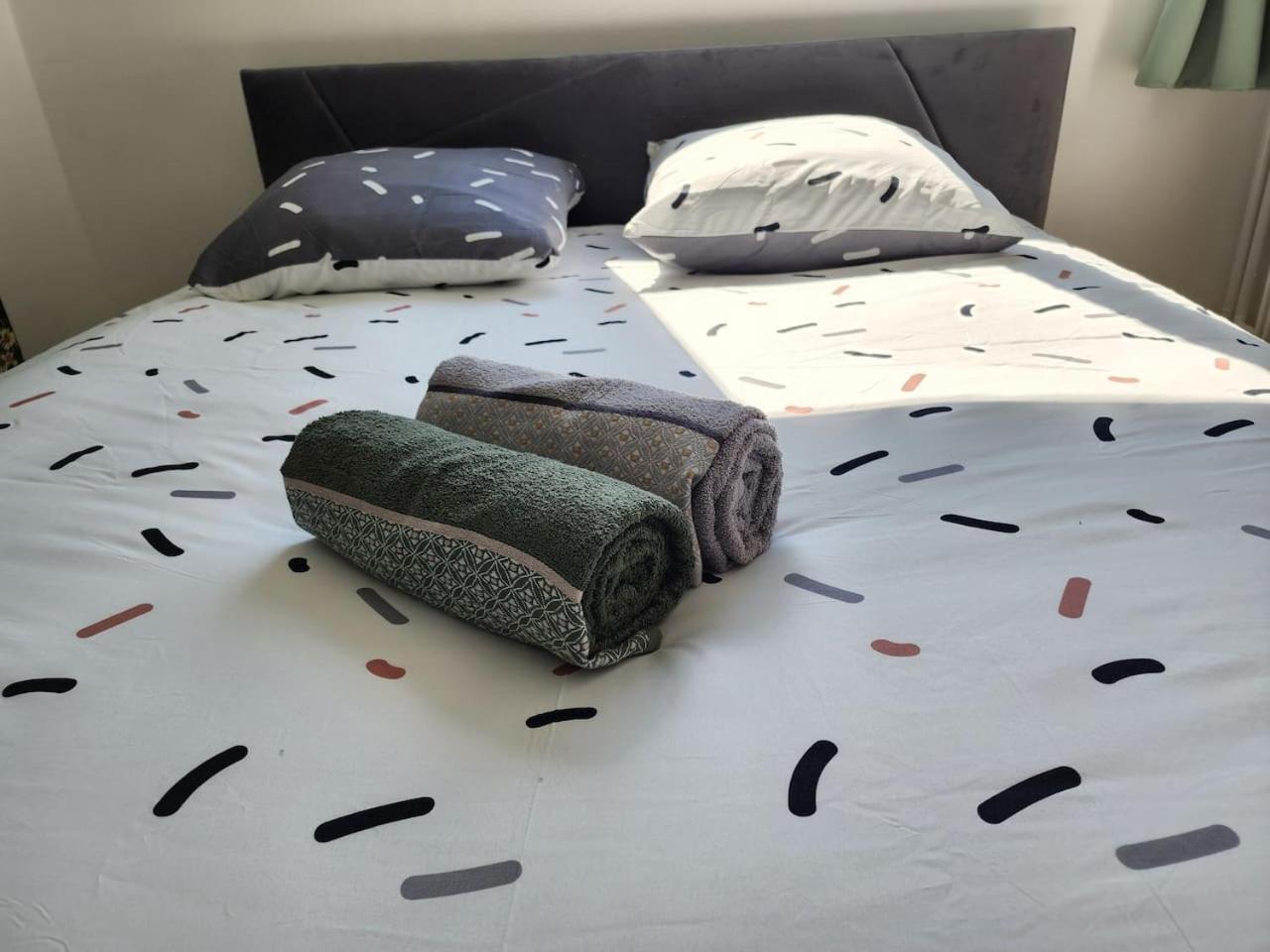 Grand Appartement 3 Chambres Disney - Paris - 82M2 Neuilly-sur-Marne Exterior foto